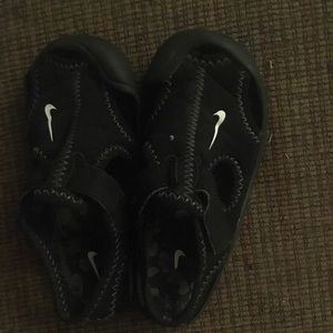 Infant Nike sandals
